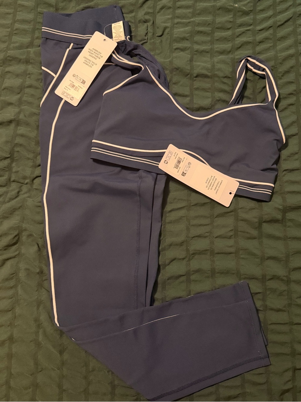 Seamless Navy Sports Bra with Contrast Cream Piping